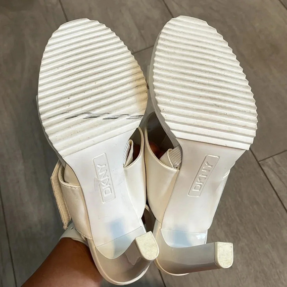 DKNY Slingback  High Heels, Size 8 - Picture 6 of 7